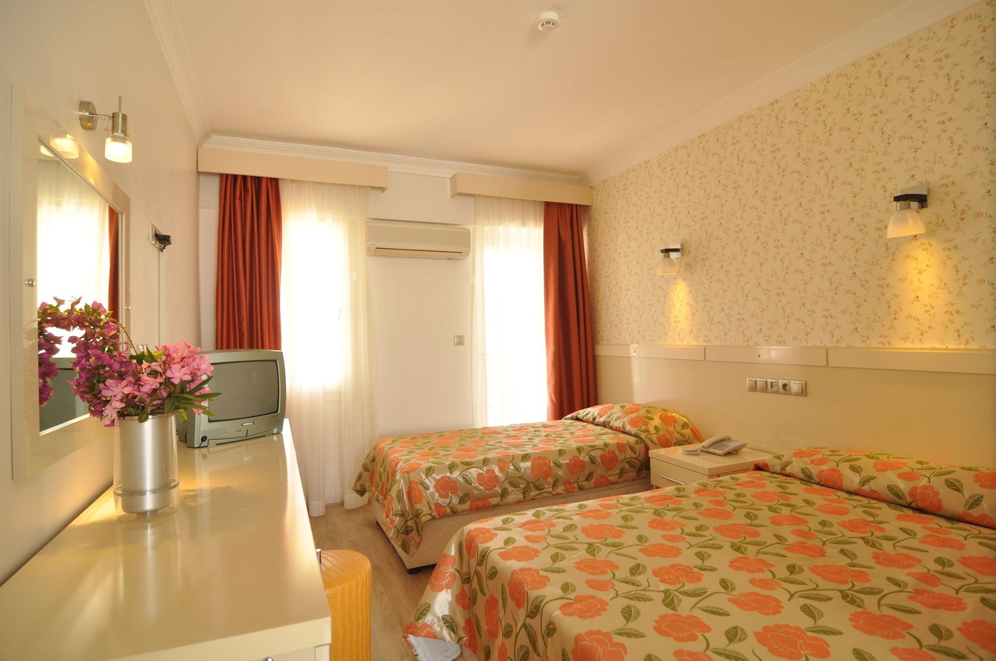 Delfi Hotel Spa & Wellness Center Бодрум Экстерьер фото