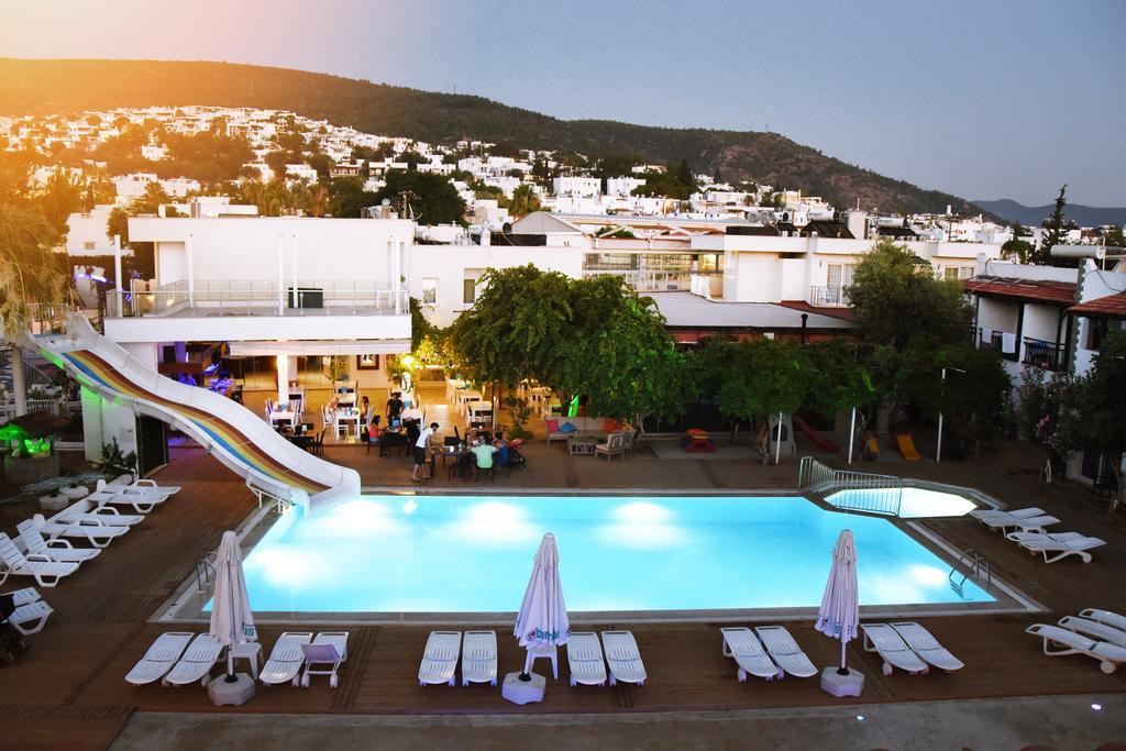 Delfi Hotel Spa & Wellness Center Бодрум Экстерьер фото
